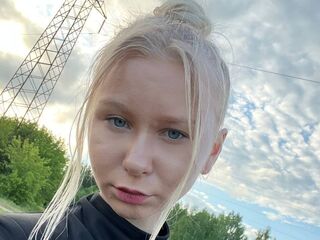 hot strip tease show MelbaKines