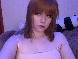 naughty camgirl masturbating with dildo MiSokimo