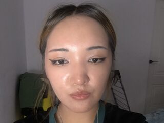 fingering cam whore MiaChinessa