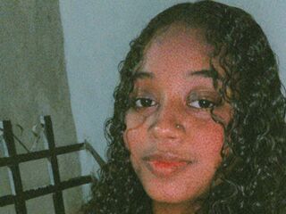 naughty cam girl masturbating with dildo MicheLeiv