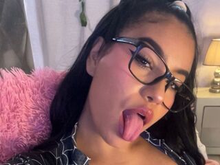 cyber sex cams MihaCameron