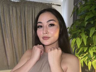 camgirl masturbating with sextoy MilaYumi