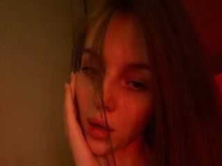 shaved pussy web cam MillieBurnworth