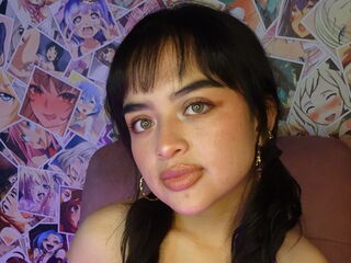 naked camgirl photo MinnieCampbel