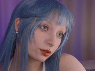 masturbating webcam girl NicoleKreiz