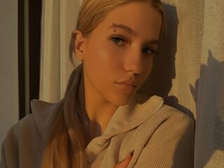 chat room cam NicoleOrtiz