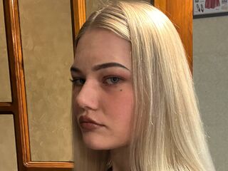 hot naked webcam girl NicolynMoore