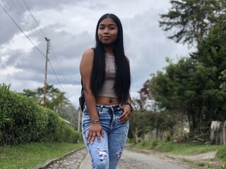 naked cam girl masturbating with dildo NoaMorelli