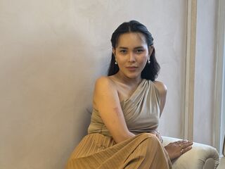 naked cam girl masturbating with vibrator OlaYasami