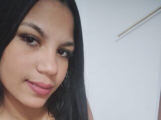 camgirl showing pussy PaulaEmperatriz