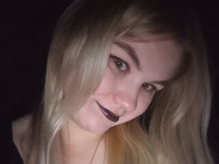 cam girl spreading pussy PearlSolomons