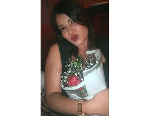 hot naked camgirl PriyaTiwari