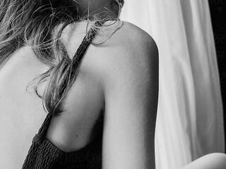 extreme cam video RemaRoy