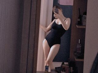 cam girl showing pussy RinaAlmons