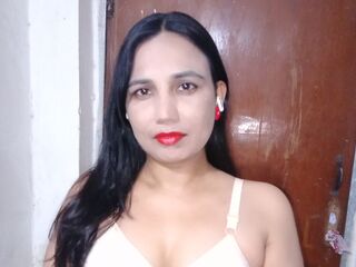 sexy webcam girl SadiaAngel