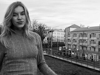 chatroom webcam pic SallyRodwell