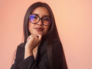 live chatroom SamantaDupont