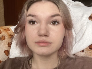 fingering cam whore SaritaTobon