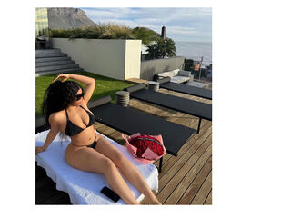 hot webcam picture SarraJames