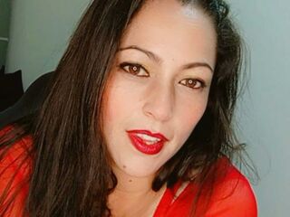 naughty camgirl masturbating ScarlettBarners