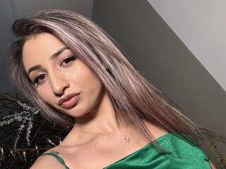 fingering camslut SerayaRose
