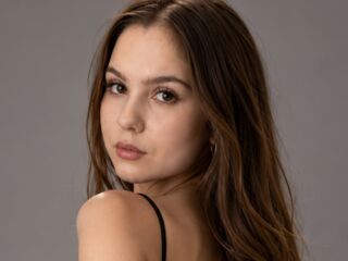 girl chatroom SharicePilla