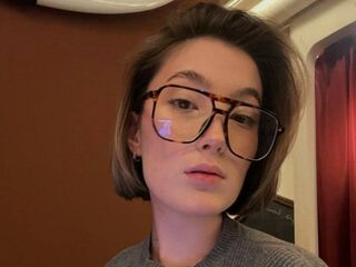 live sexshow SheilaSweezer