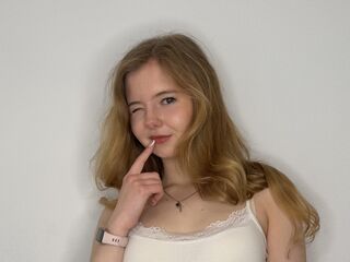 erotic webcam video SheridanHourani