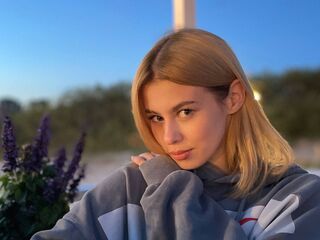 hot girl cam photo ShyElisaa