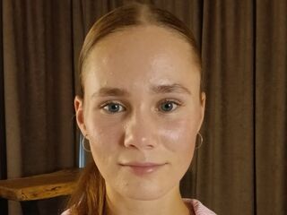 fingering webcamgirl SidneyGorenflo