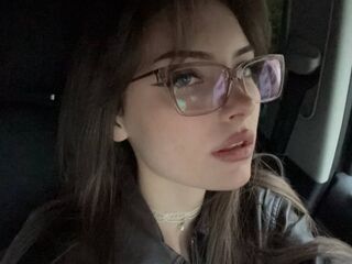 camgirl webcam picture SisMiora