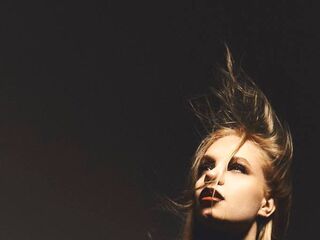 strip tease SofiFerran