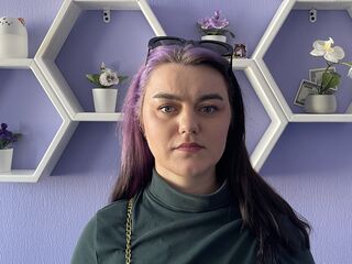 masturbating webcamgirl SofiRian