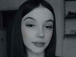 camgirl masturbating with sextoy SoilaHoyles