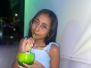 camwhore masturbating SophiaLennon