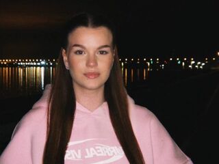 hot camwhore StaceyRouthier