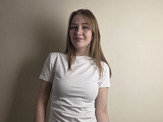 beautiful webcamgirl TeresiaCaspi
