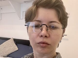 shower web cam VelvetVenom