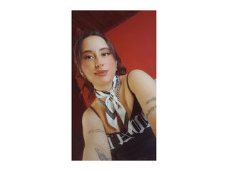 free live cam chat VeronicaGomes