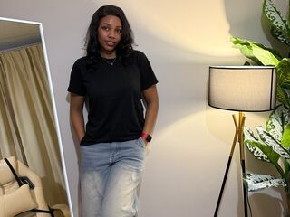free nude live show VixiLuma