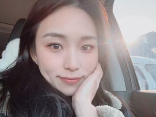 naughty camwhore ZhiYue